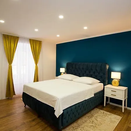 Gold Luxury 4* Spalato