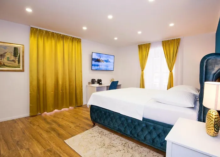 Gold Luxury Гостевой дом Сплит